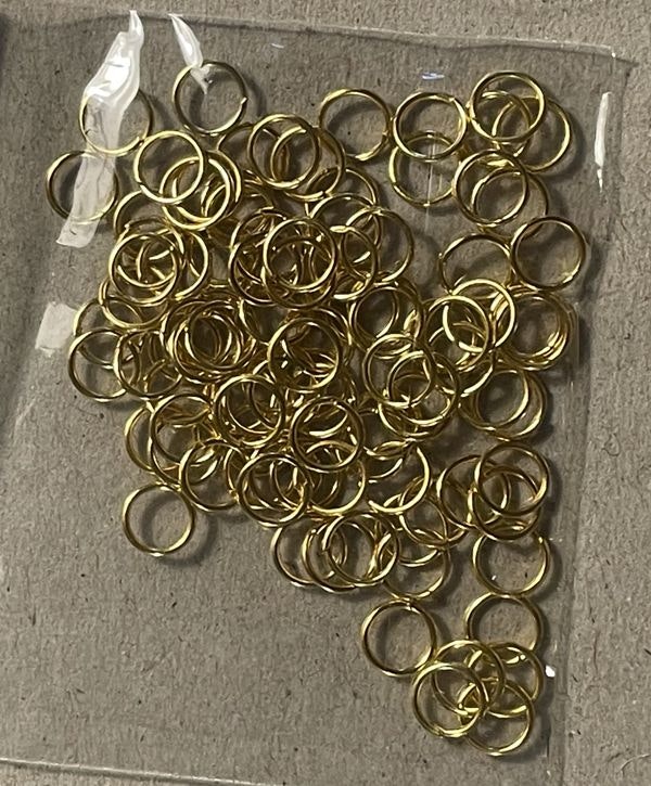 Ringar, diameter ca 5 mm