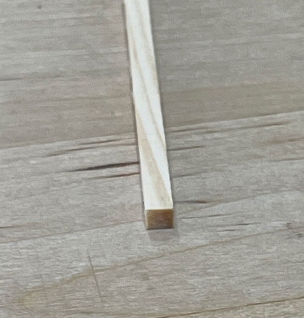 furulist ca 1 x 1 mm