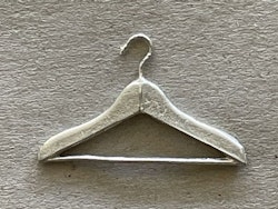Klädhängare i metall