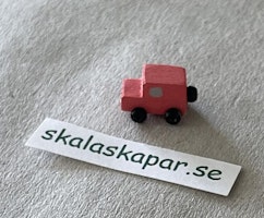 Ljusröd liten skåpbil