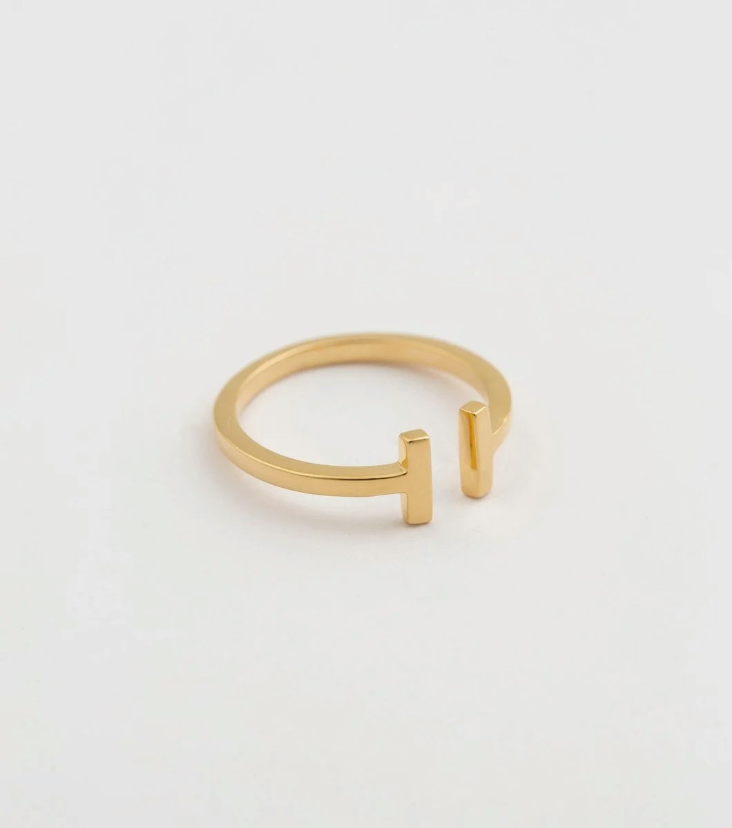 Strict Plain Bar Ring Gold Syster P