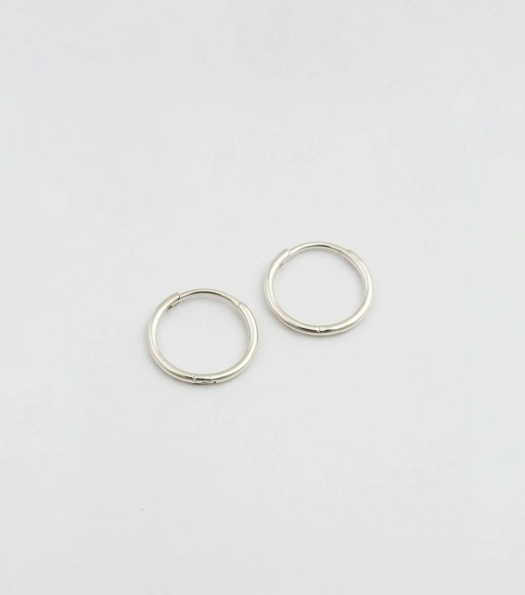Beloved Small Hoops Silver Syster P