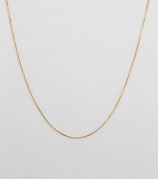 Beloved Medium Box Chain Gold Syster P