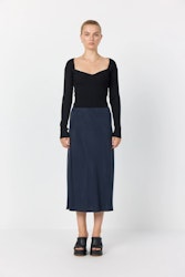 LR-Alecia 3 Skirt Navy Levete Room