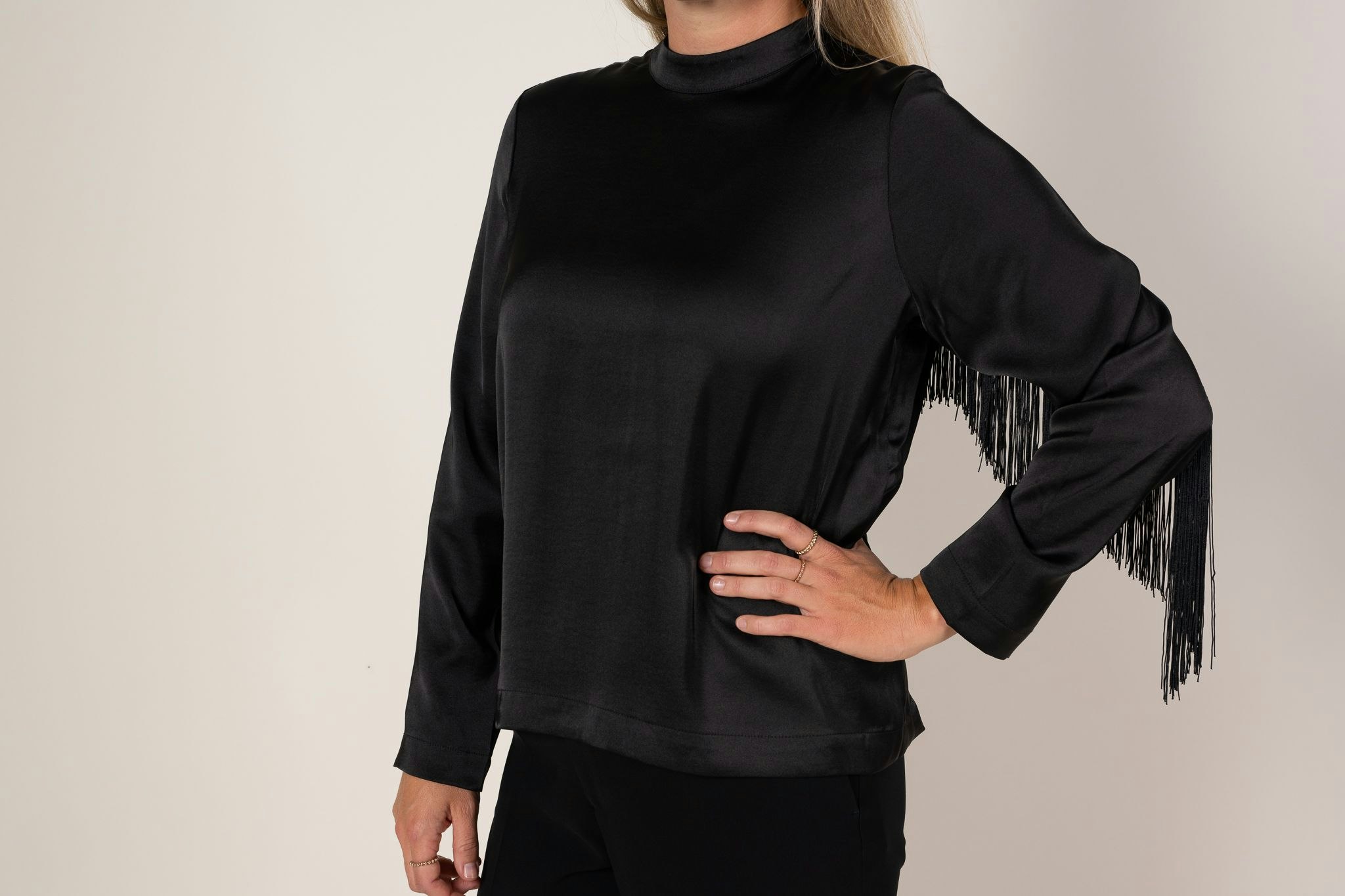 Gili Top Black Norr