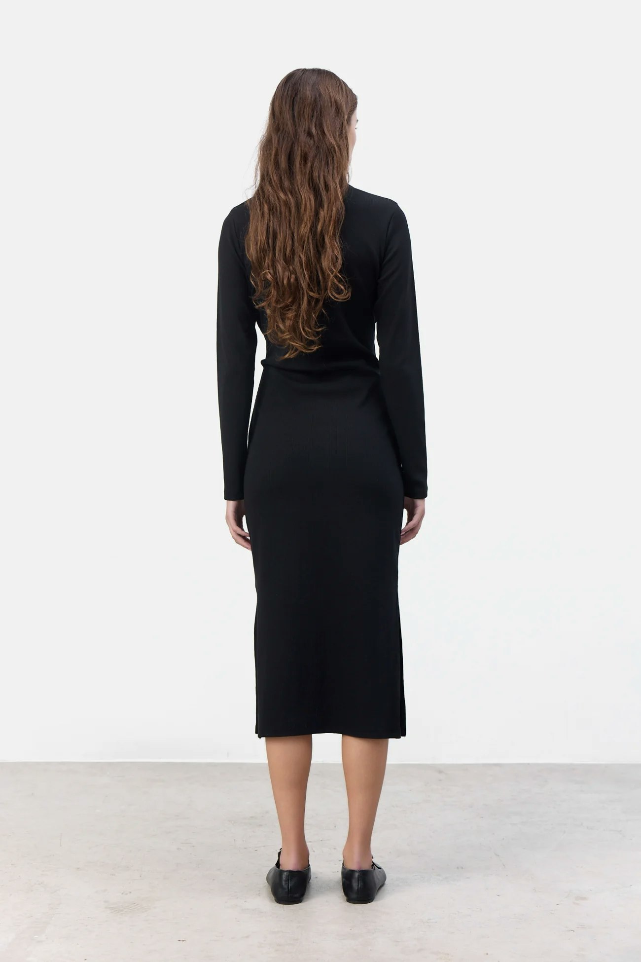 LR-Numbia Dress 9 Black Levete Room