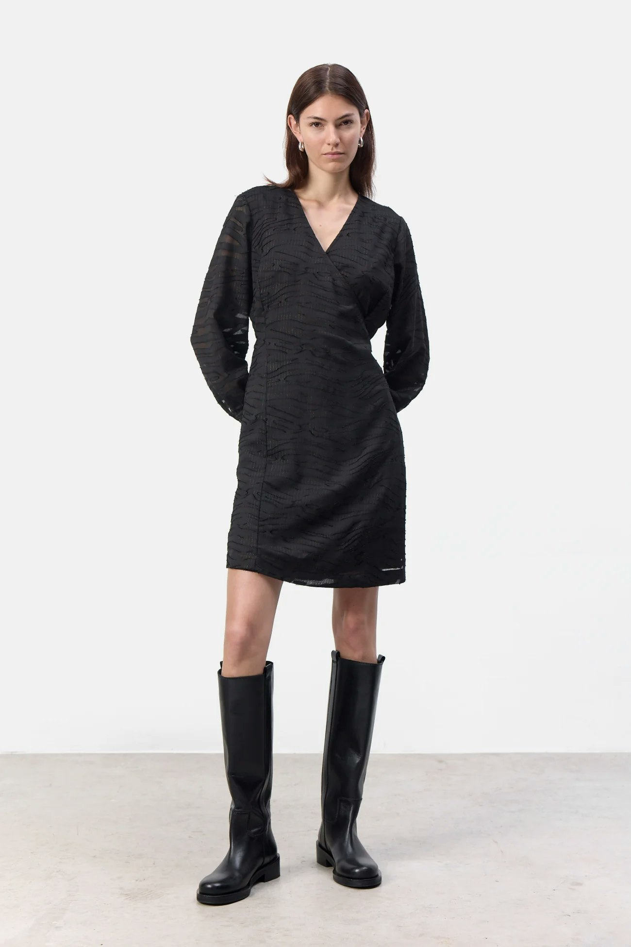 LR-Enya Dress 1 Black Levete Room