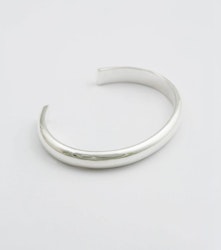 Bolded Bangle Silver Syster P