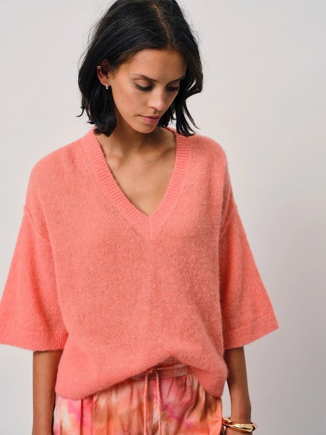 Talya Wool V-Neck Sweater Radiant Apricot Dante6