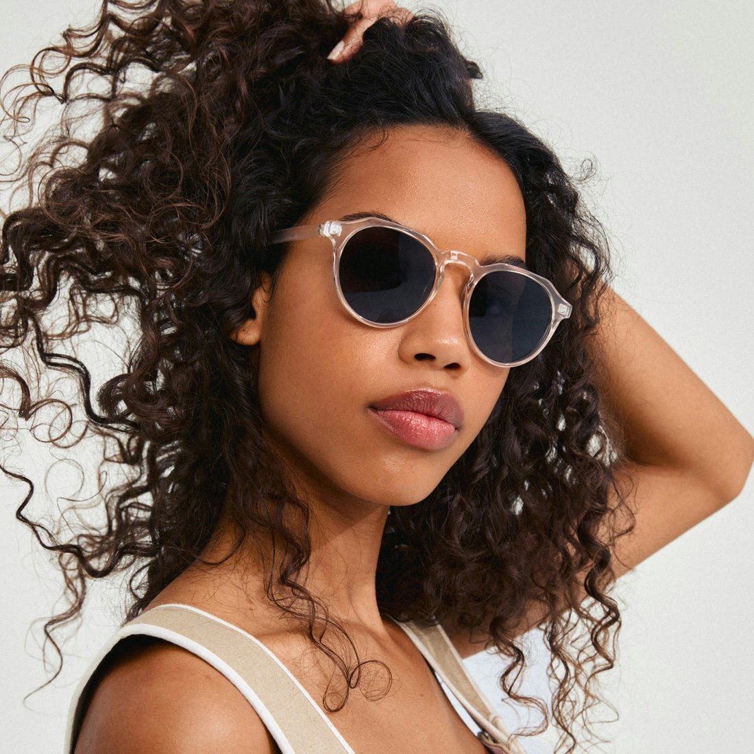 Alejandra Sunglasses Crystal Pilgrim