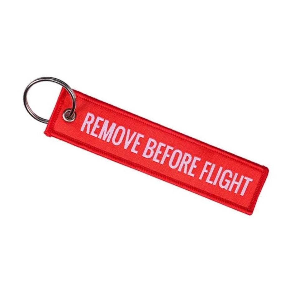 Nyckelring remove before flight