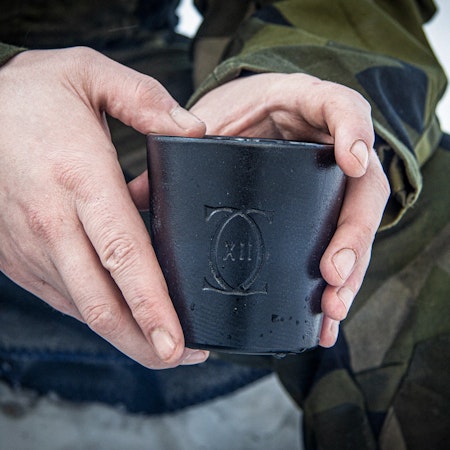Karolinsk gjutjärnsmugg