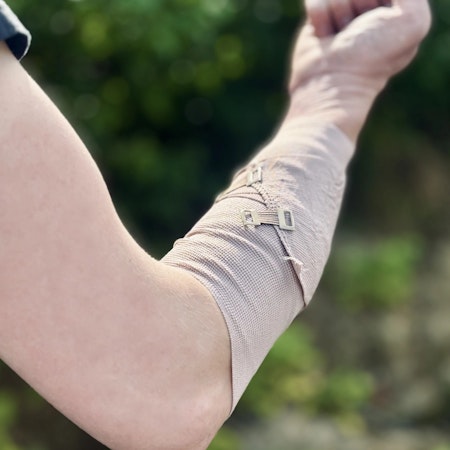 Kompressionsbinda 10x450 cm – elastiskt bandage