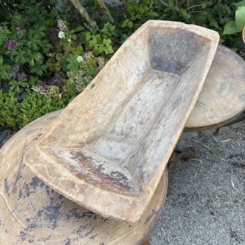 Trätråg av riktigt gamla mått, vintage
