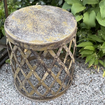 Pall /litet bord i järn, vintage