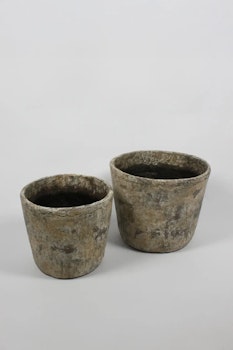 Kruka i gråbeige cement, två storlekar, Olsson Jensen