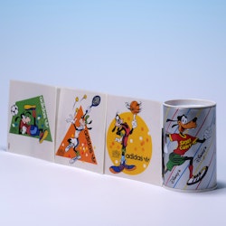 Sport Goofy - Sportig BUNDLE med Sparbössa & 3 Klistermärken