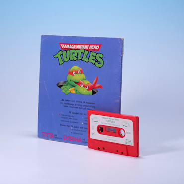 Kassettband Musiksaga - Teenage Mutant Hero Turtles: Kampen Mot Soltjuvarna - 1991 - Titta, Lyssna, Läs