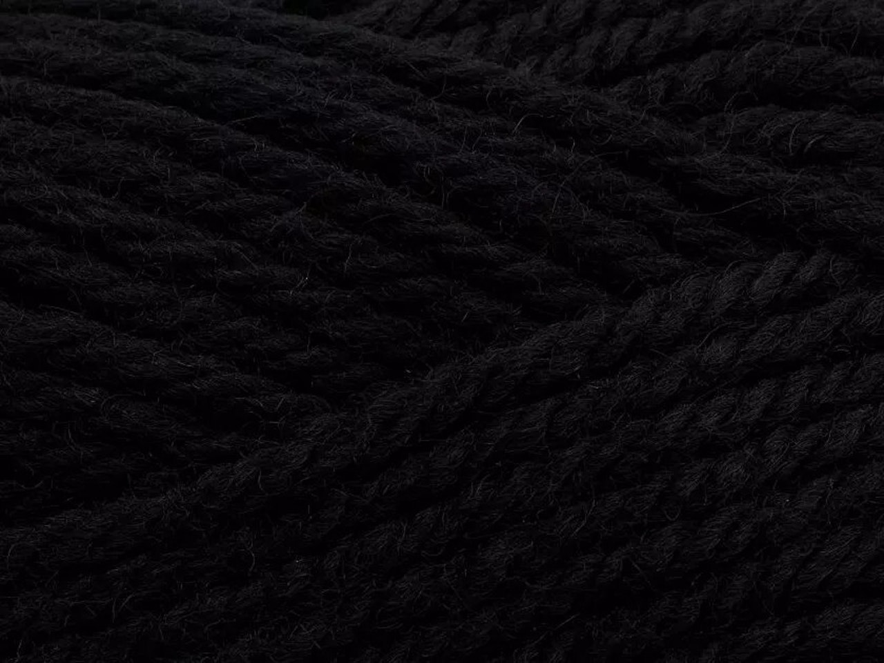 Peruvian highland wool-Black 102