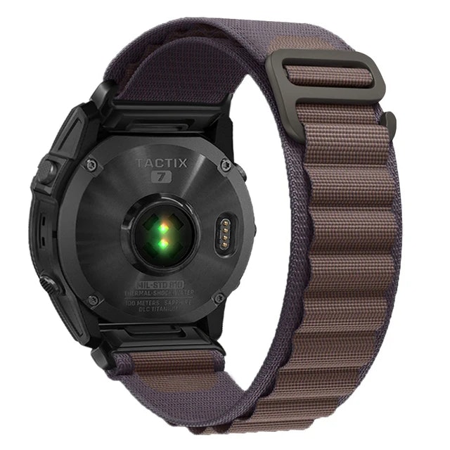Myke og komfortable nylonreimer i 20, 22 og 26mm med Quickfit!