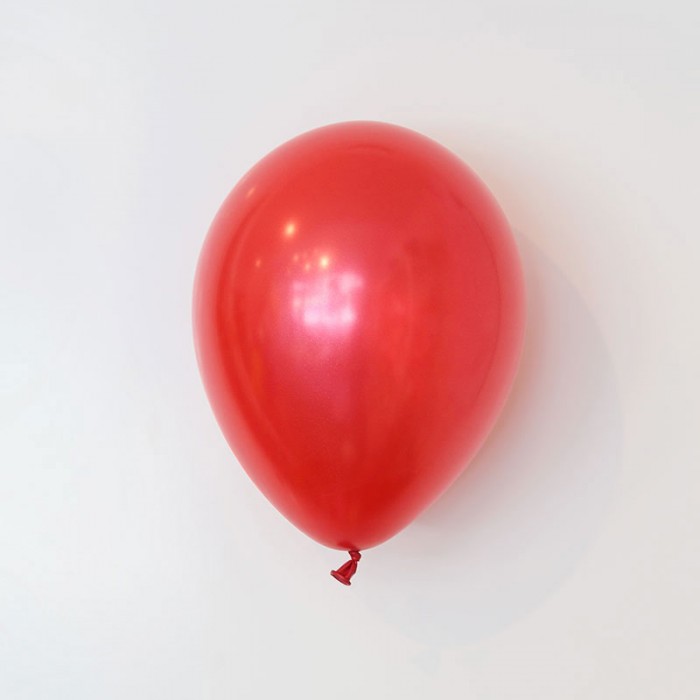 Heliumfylld latexballong 28cm - Rubinröd