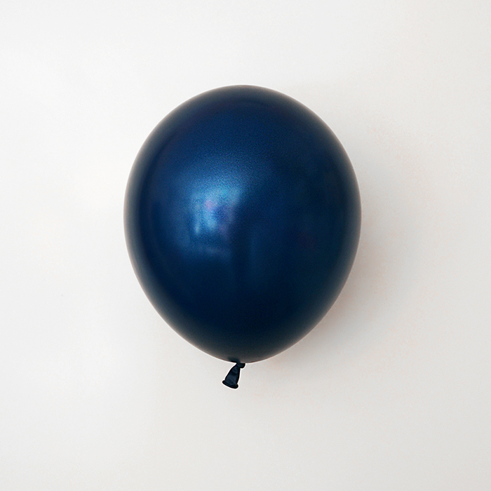 Heliumfylld latexballong 28cm - Midnight Blue