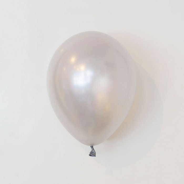 Heliumfylld latexballong 28cm - Silver