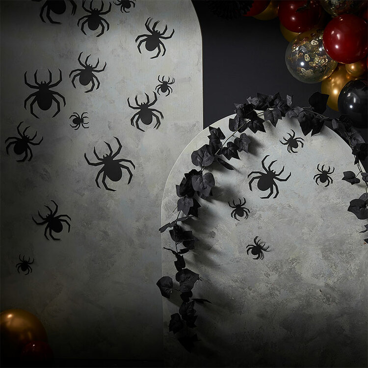 Väggdekoration - Halloween - Spindlar