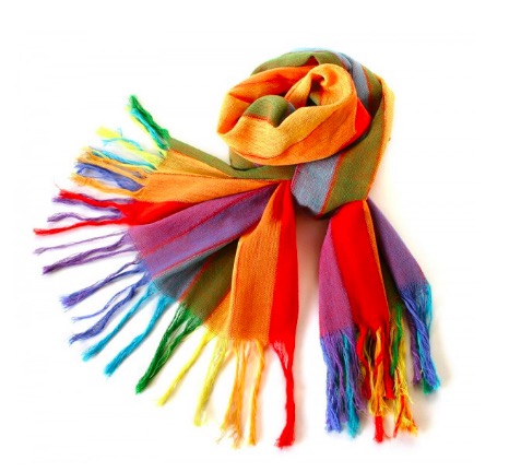 Stor färgglad sjal i regnbågens färger i handvävd bomull. Från Ecuador. Fair Trade.