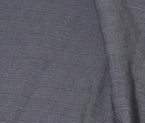 Elegant tunn sjal eller scarf i mönstrad grå färg. Detaljbild. Handvävd. Ekologisk sojafiber. Fair Trade.