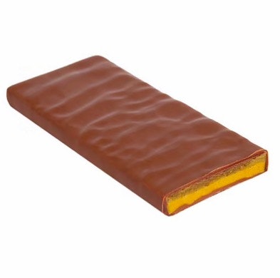 Exklusive, ljus chokladkaka med saffran och pistaschmarsipan. Utsökt pralinkaka från Zotter. Fair Trade, ekologisk, handgjord. Chokladbit utan förpackning.
