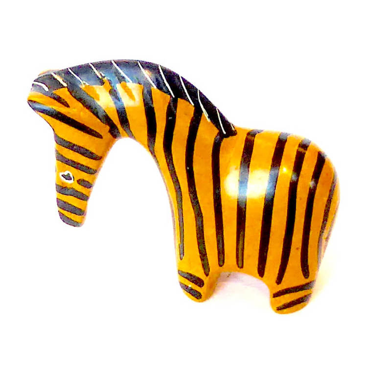 En zebra eller sebra, handgjort av täljsten. Svart-gult mönster. Mankhöjd 7 cm. Ett hästdjur från Afrikas savann. Fair Trade från Kenya.