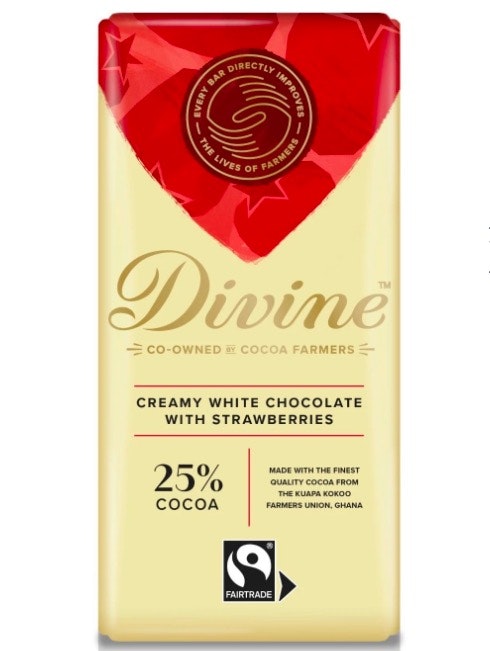 Divine Creamy White Chocolate with Strawberries, en vit choklad, söt & smaskig. Med äkta jordgubbscrips. Fairtrade.