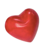 Litet rött hjärta i täljsten. 3 x 3cm. Fint som present. Fair Trade från Kenya.