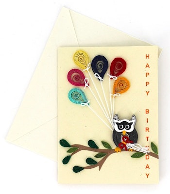 Happy birthday, brevkort m kuvert, uggla med ballonger