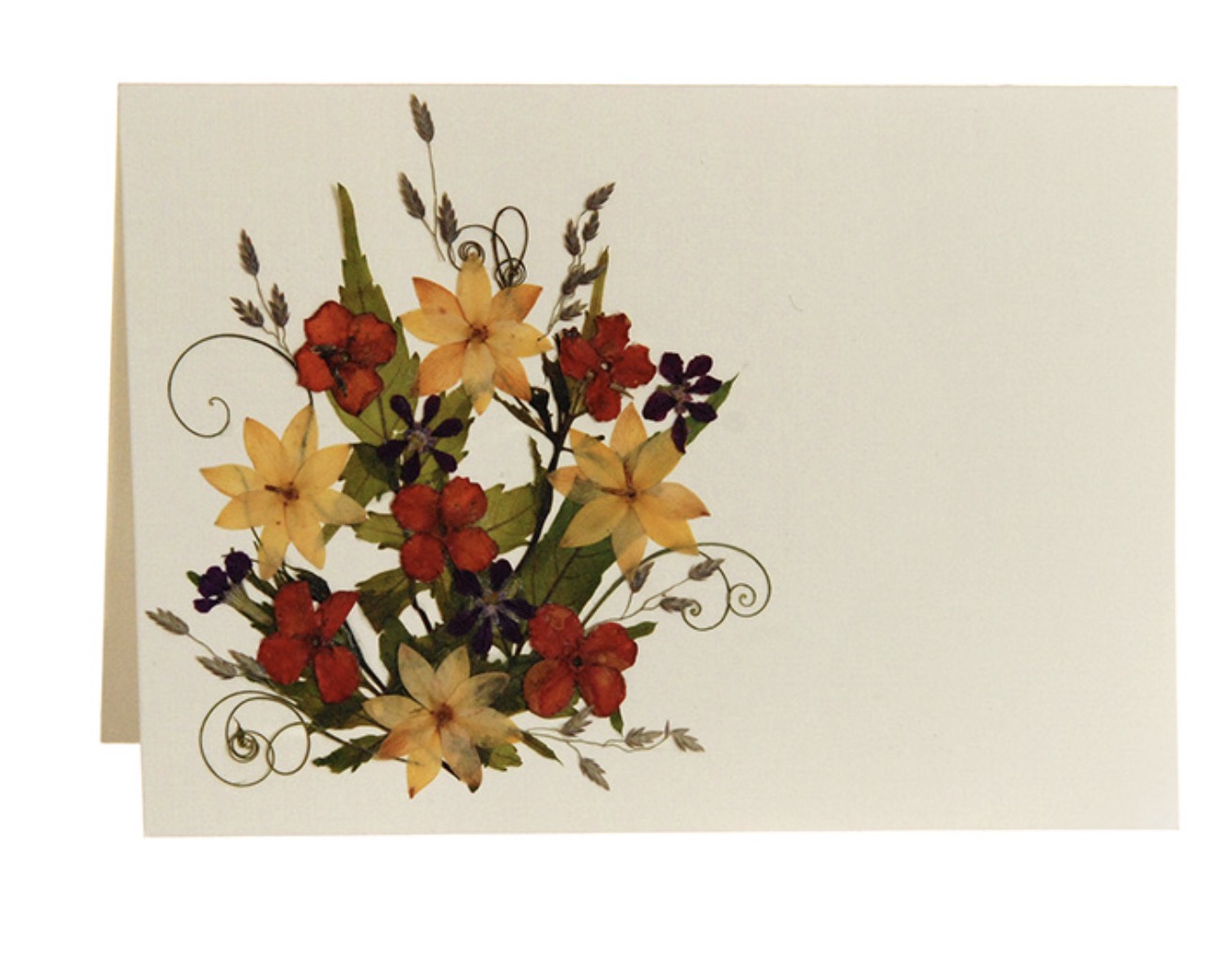 Dubbelt kort m kuvert, liten, motiv Blomsteräng , som tackkort, gratulationskort. Handgjort, vild växande blommor, El Salvador.Fair Trade