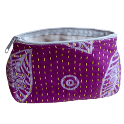 Sminkväska, återvunnet sarityg, lila, kantha