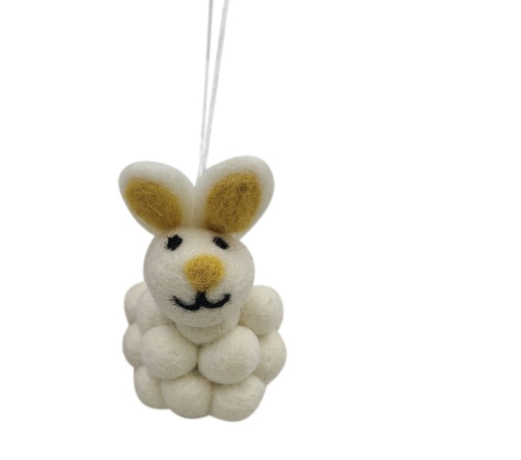 Påskhänge påskhare Pom-Pom, i vit, tovad i Nepal. Fair Trade.