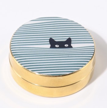 Nipperask med lock, Katt, mässing
