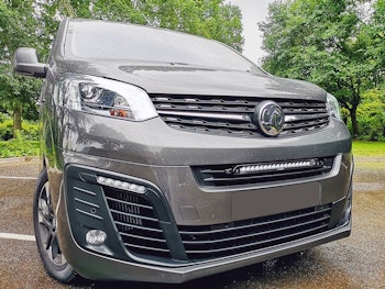 Lazer Grillkit Linear 18 Peugeot Expert/Opel Vivaro/Citroen Jumpy