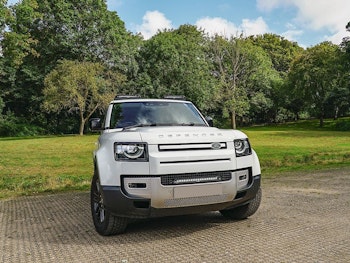 Lazer Linear 18 Grillkit Land Rover Defender 2020-
