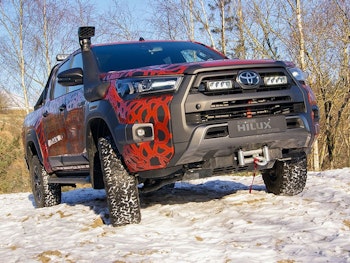 Lazer Triple-R 750 gen 2 Grillkit Toyota Hilux Invincible-X 2021-