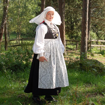 VERONICA svart
