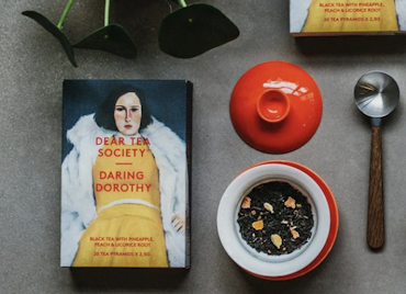 Dear Tea Society Daring Dorothy Sort te 80 g