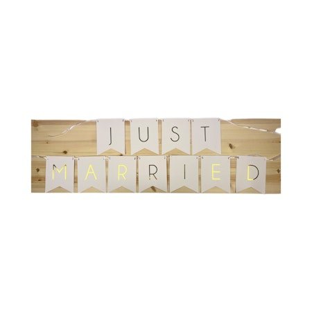 Girlang "Just Married"