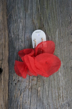 BOW19 || ÖRHÄNGE Flowy röd