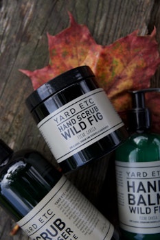 YARD ETC || HAND SCRUB OAK MOSS