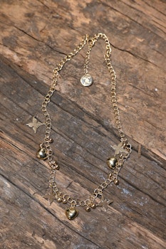BOW 19 || HALSBAND Berlock guld