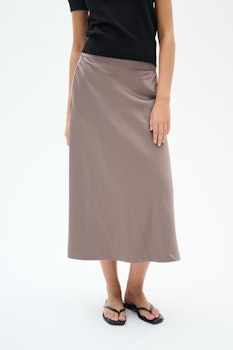 IN WEAR || ZilkyIW skirt
