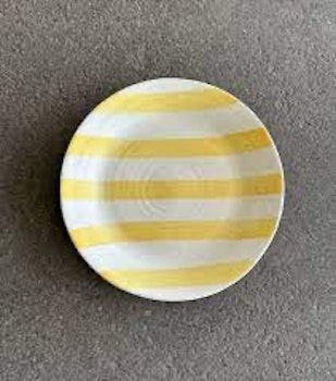 BRUKA DESIGN || Pasta tallrik Capri Randig Gul / Vit